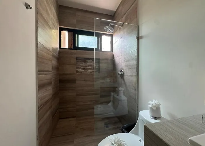 Holiday home Chic Stay, Rooftop Plunge Pool, 4 Blocks From 5th *